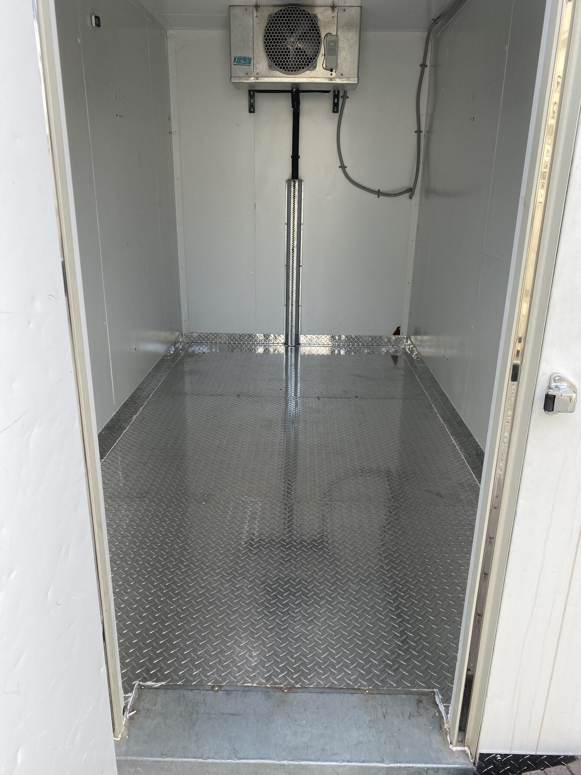 2013 - 12' Cooler Trailer (Refurbished) - Image 4
