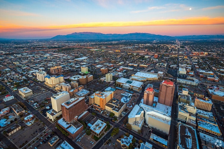 Featured Image Albuquerque downtown-min